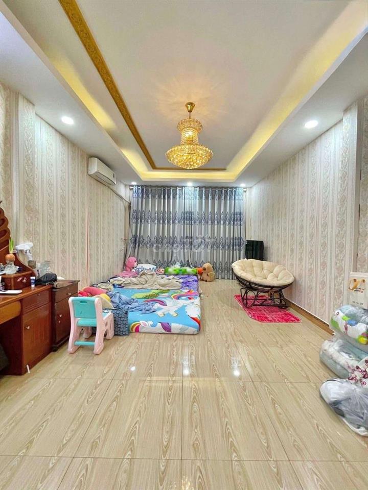Nhà KDC Bình Phú 1 4x17 1 lầu đối diện công viên