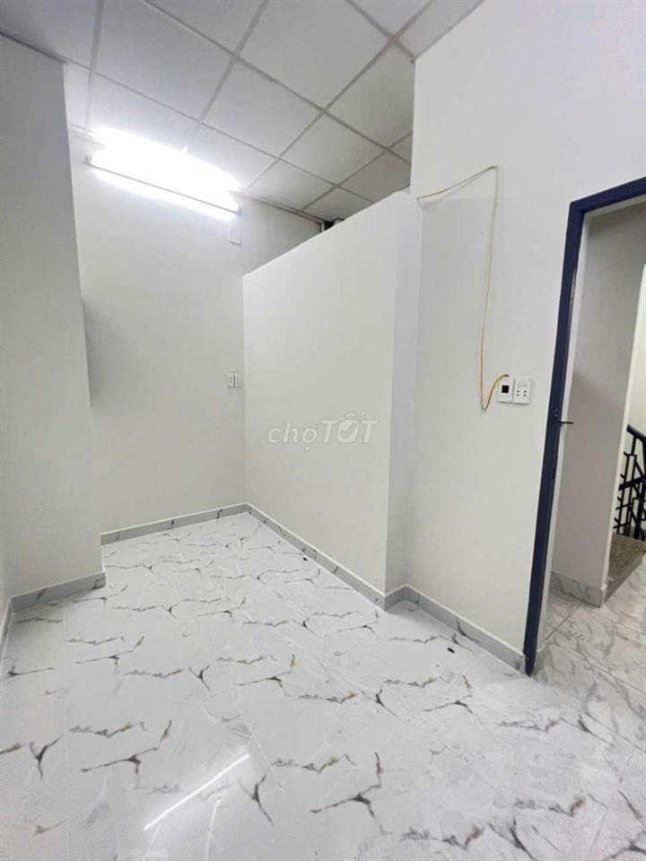 Nhà hẻm Nguyễn Văn Luông 4x11.5 1 trệt 2 lầu 4PN