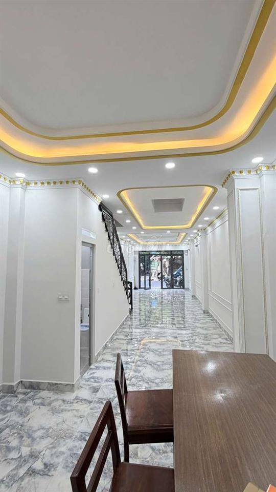 Mặt tiền 41 đường 36 KDC Bình Phú 4x18.5 3 lầu