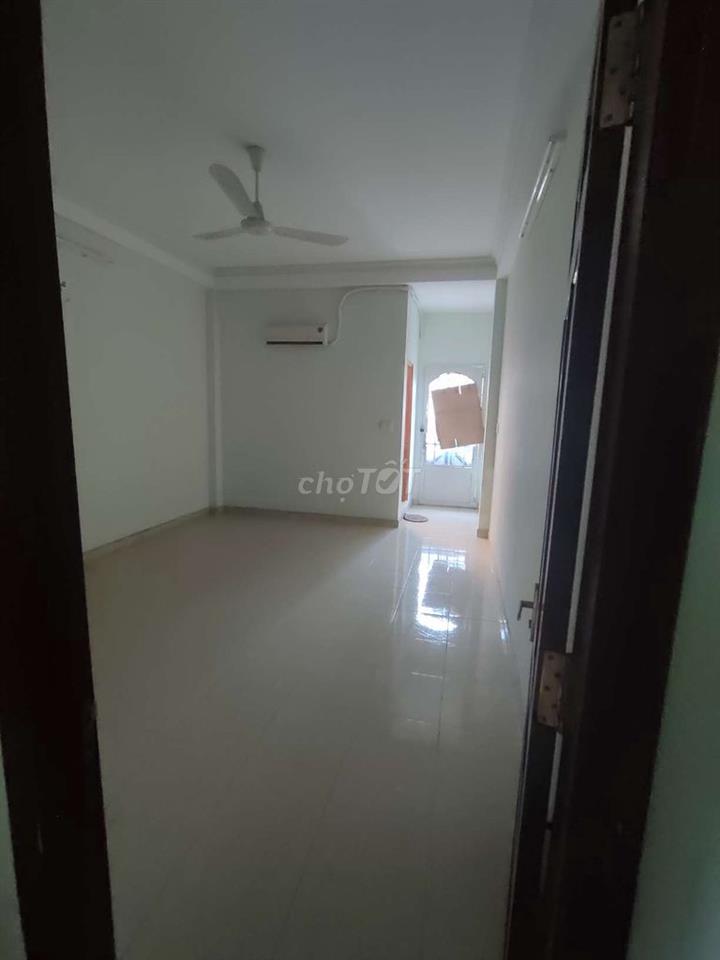 Bán nhà MT KDC Bình Phú 4x23 3 lầu cực rộng