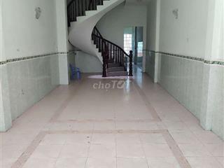 Bán nhà MT KDC Bình Phú 4x23 3 lầu cực rộng