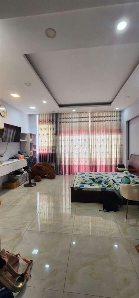 Mặt tiền  KDC Bình Phú 5x23 4 lầu có thang máy