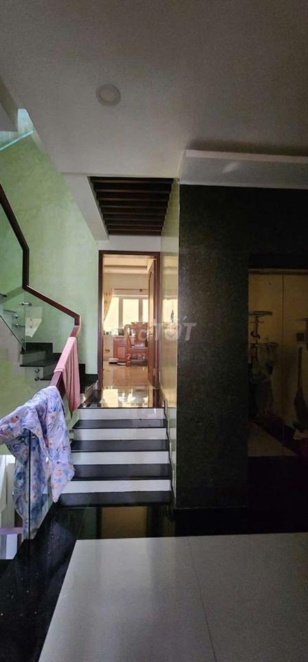 Mặt tiền  KDC Bình Phú 5x23 4 lầu có thang máy
