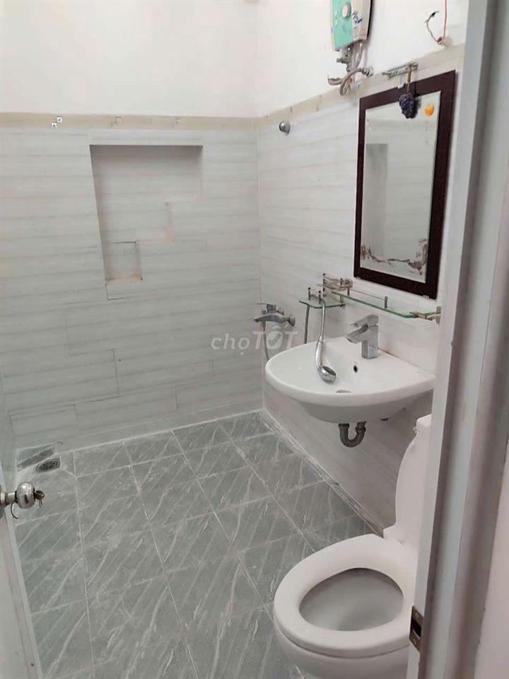 Bán nhà KDC Bình Phú 4x18.5 3 lầu hoàn công đầy đủ