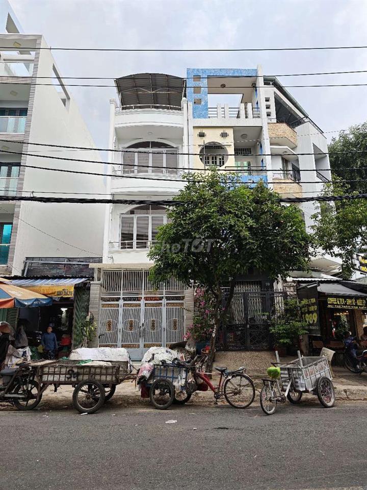 mặt tiền Trần Văn Kiểu đang sơn sửa mới 