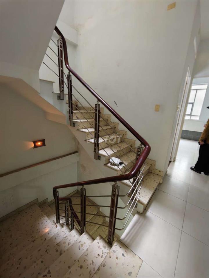 Mặt tiền đường 20 KDC Bình Phú 4x19 5 tầng