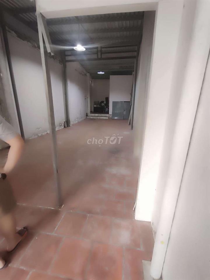 Bán đất có nhà kho 65m2/89m2/130m2 tiện xây mới