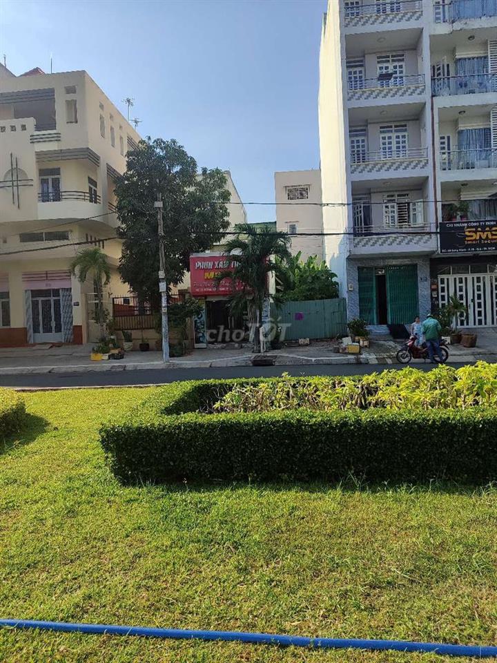 Bán vài nền đất KDC Bình Phú 60m2 68m2 80m2 240m2 256m2 263m2