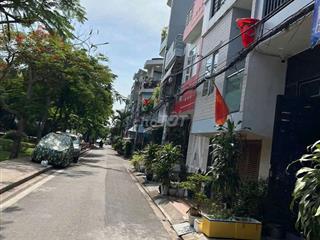 Nhà KDC Bình Phú ngay Công Viên 4x10 1 trệt 3 lầu vỉa hè 3m