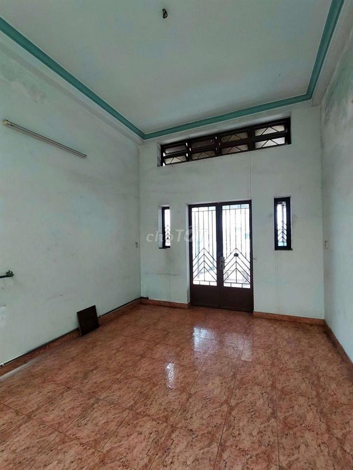 Mặt tiền đường 22 KDC Bình Phú 4x19 5 tầng vị trí cực đẹp