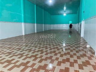 Nhà cấp 4 KDC Bình Phú 5x20 100m2 trống suốt làm kho