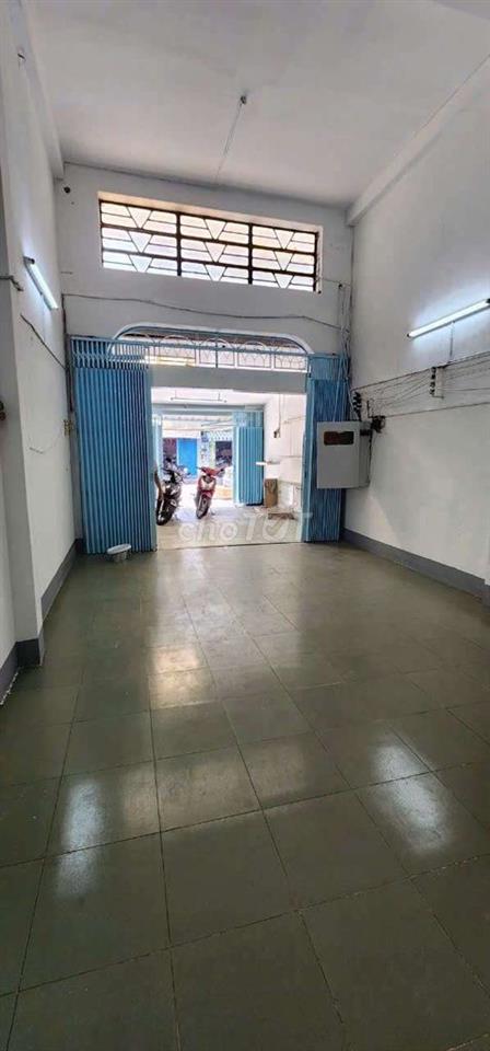 mặt tiền Phạm Văn Chí 4.2x22 1 trệt 2 lầu