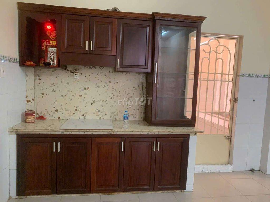 Mặt tiền KDC Lý Chiêu Hoàng ngay trường học