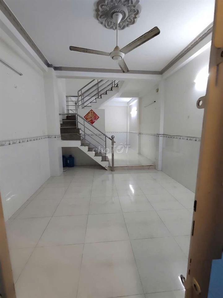 Nhà cho thuê 4x10 1 trệt 2 lầu 3PN