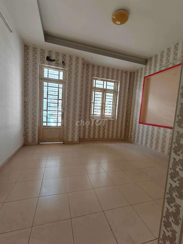 Nhà đường 61 KDC Bình Phú 4x16 3 lầu