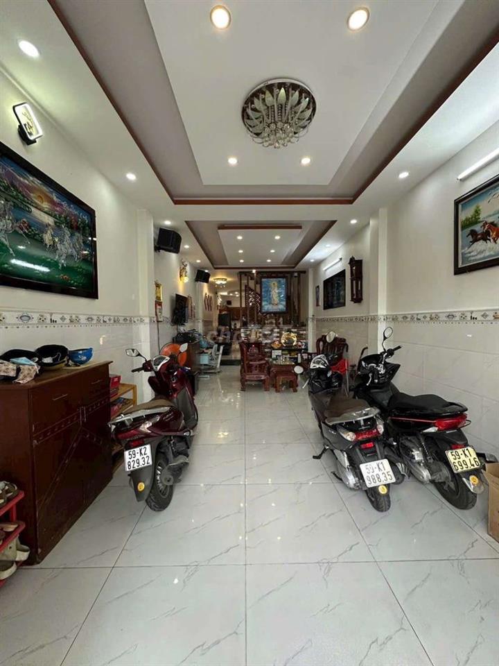 Mặt tiền KDVC Bình Phú 4x20 1 trệt 3 lầu