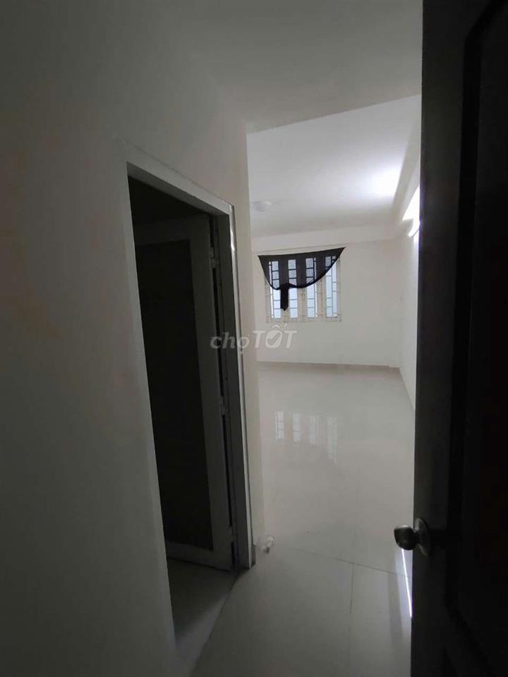 Bán nhà 110 đường số 23 KDC Bình Phú 4x24 1 trệt 3 lầu