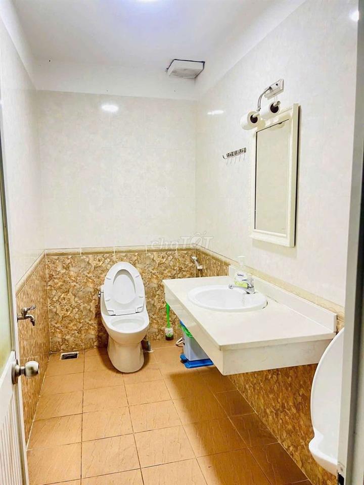 biệt thự KDC Bình Phú sát metro 8x20 1 trệt 2 lầu 1T