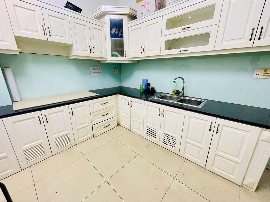 biệt thự KDC Bình Phú sát metro 8x20 1 trệt 2 lầu 1T