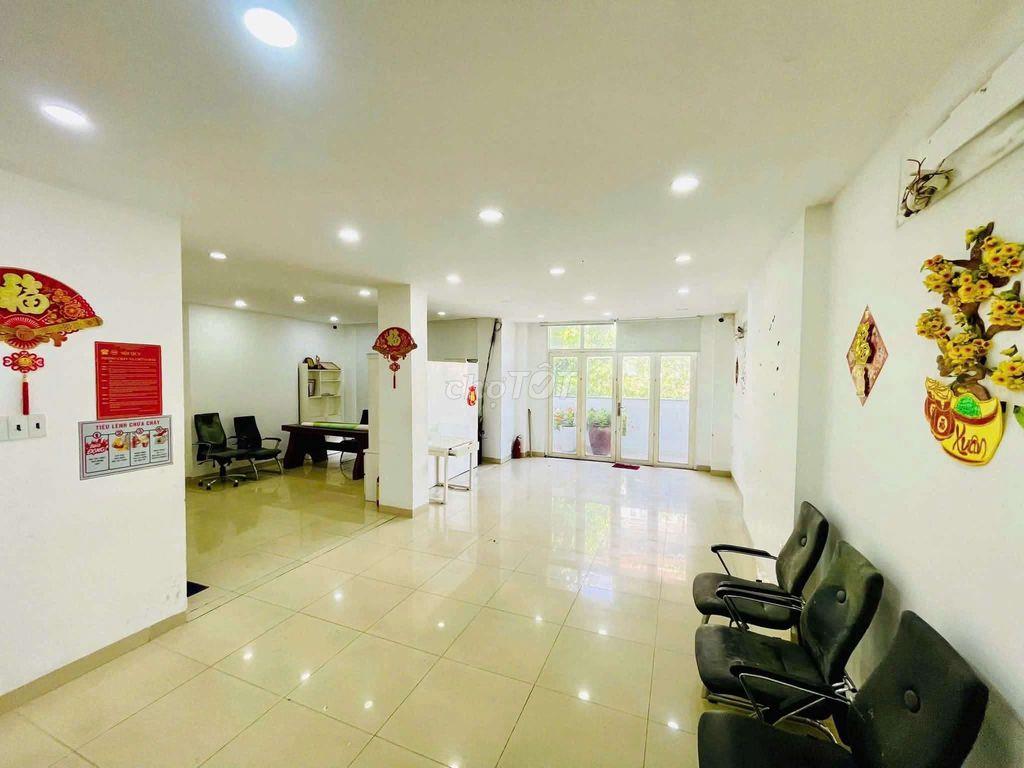 biệt thự KDC Bình Phú sát metro 8x20 1 trệt 2 lầu 1T