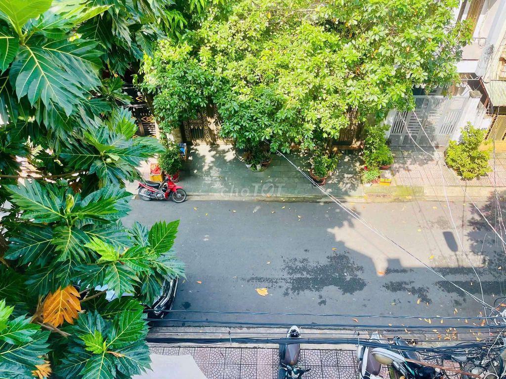 biệt thự KDC Bình Phú sát metro 8x20 1 trệt 2 lầu 1T