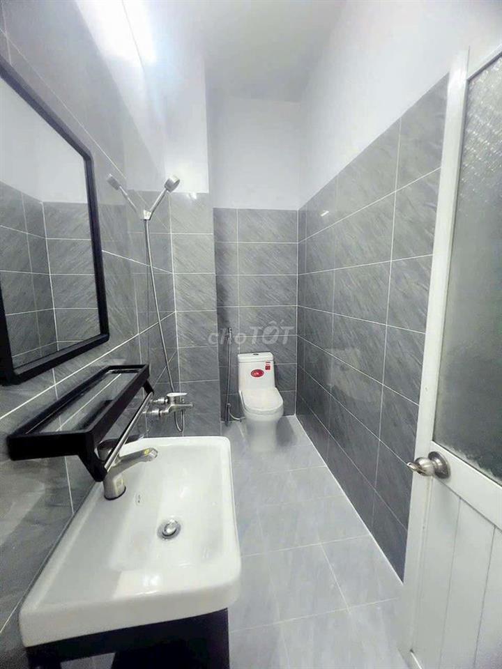 Nhà mới hẻm 628 Hậu Giang 4.2x13 1 trệt 1 lầu 1T