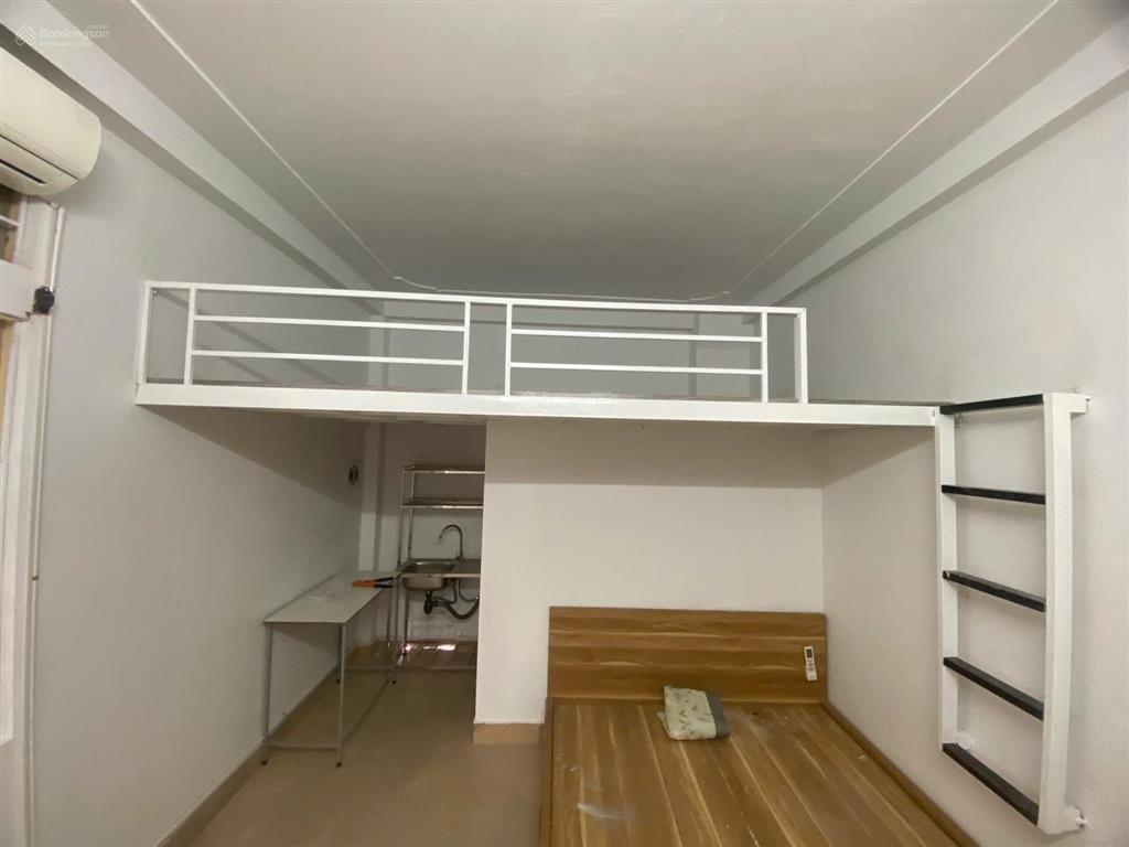 Cho thuê phòng khép kín tầng 4 và tầng 5 có gác xép rộng tại khương trung full đồ không chung chủ