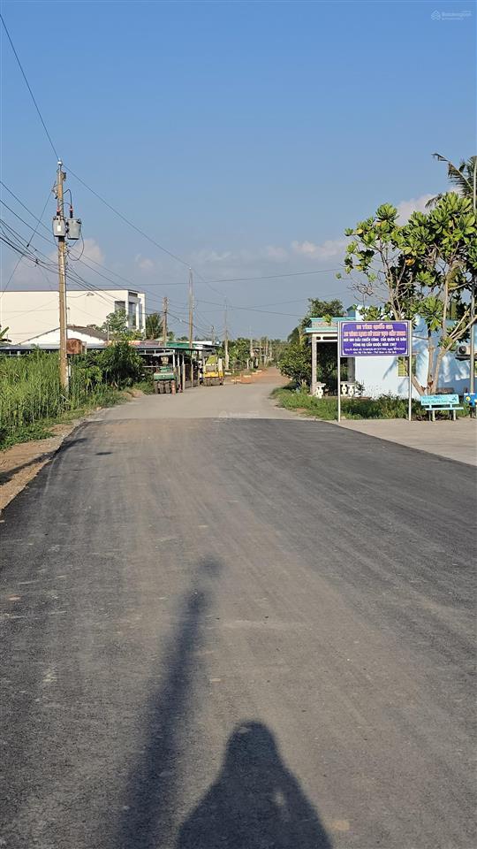 Bán lô đất 300m2 thổ cư, nở hậu, đường nhựa rộng 10m, cạnh kđt vinhome phước vĩnh tây, long an cũ