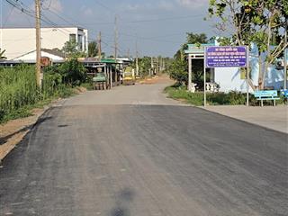 Bán lô đất 300m2 thổ cư, nở hậu, đường nhựa rộng 10m, cạnh kđt vinhome phước vĩnh tây, long an cũ