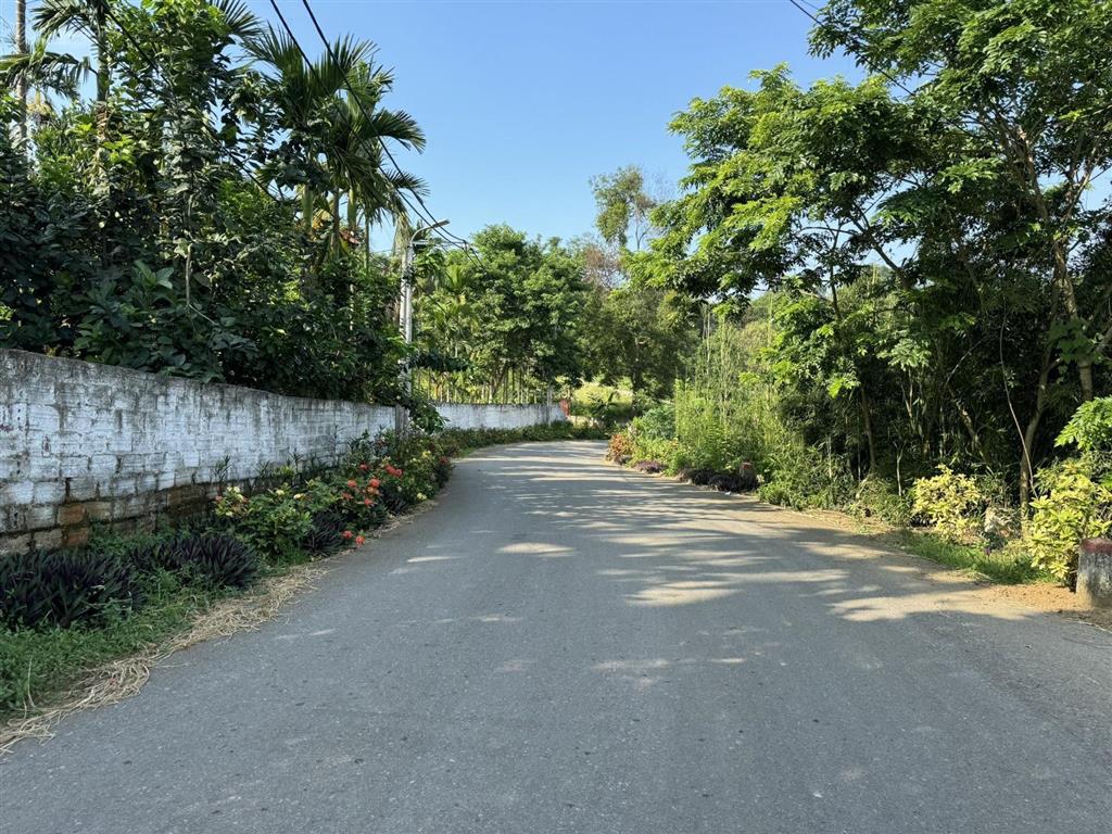 Cần tiền bán gấp trong tháng lô đất 1100m bám đường nhựa đẹp nhất ba vì hn 0828 725 ***