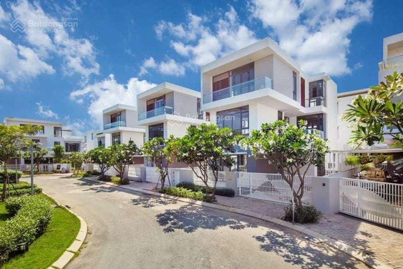 Cho thuê biệt thự phố đông cát lái 6x20m, 1 trệt 2 lầu, 4 pn, giá 18tr