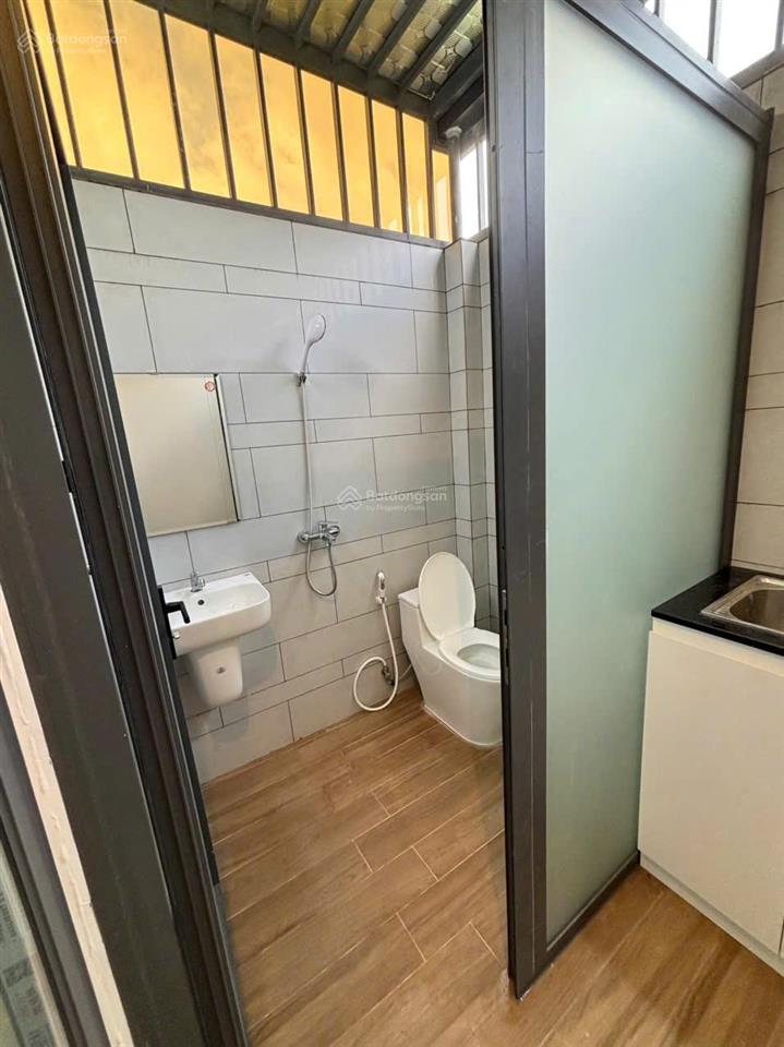 Cho thuê chdv cát lái gần citisoho, siêu rộng 25m2 giá 4tr5 tách bếp, full nt vào ở được ngay