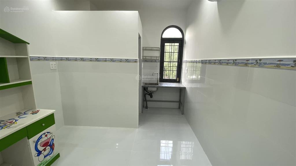 Chdv cát lái 3tr có máy lạnh cát lái