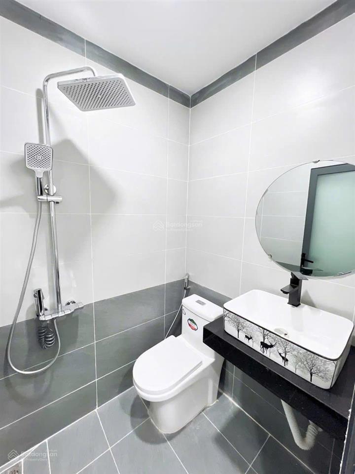 Chdv cát lái gần umt full nt ban công 4tr2 máy giặt riêng ở được ngay