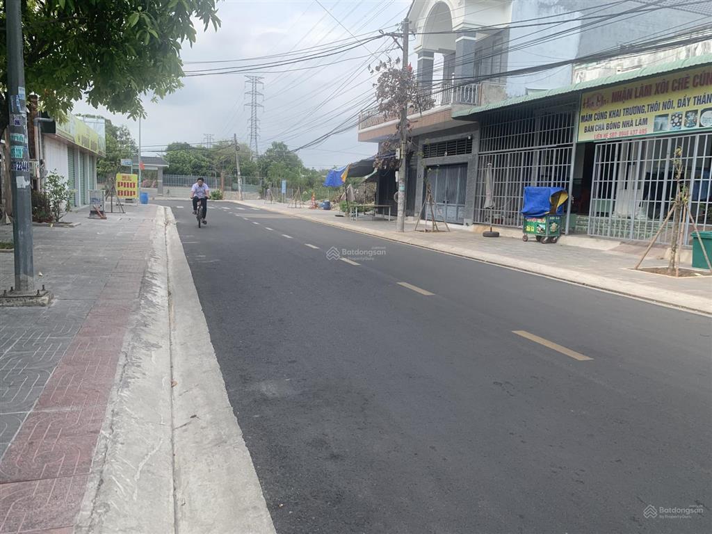 Bán mt lý thái tổ trung tâm phú mỹ 100m2 giá 2.950 tỷ.  tài phú mỹ 0707 004 ***