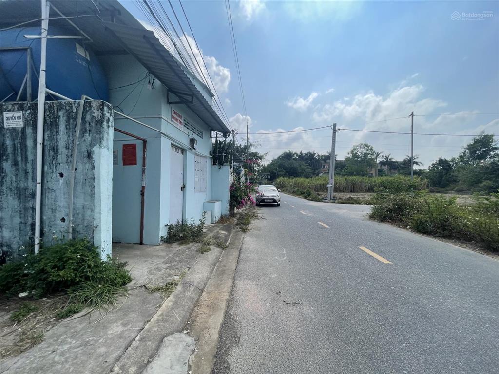 Bán gấp lô đất có 9 phòng trọ ngay kcn 175m2 giá 2.3 tỷ  tài 0707 004 ***