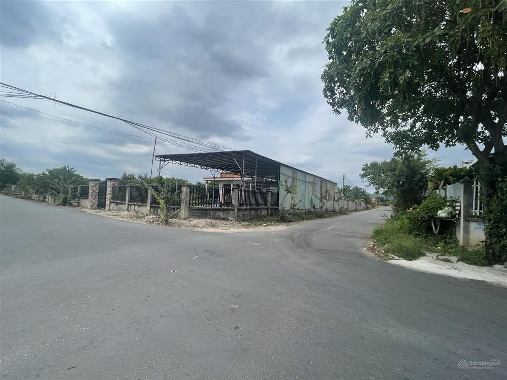 Bán gấp lô góc hai mặt tiền 2000m2 80tc, 35x60m  tài phú mỹ 0707 004 ***