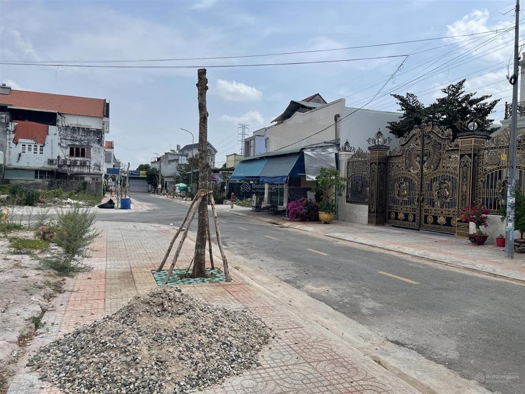 Lô biệt thự siêu đẹp kế bên công viên mát mẻ 250m2 full thổ giá 5,850 tỷ.  tài phú mỹ 0707 004 ***