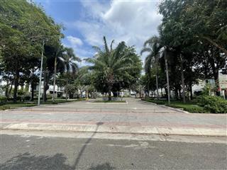 Lô biệt thự siêu đẹp kế bên công viên mát mẻ 250m2 full thổ giá 5,850 tỷ.  tài phú mỹ 0707 004 ***