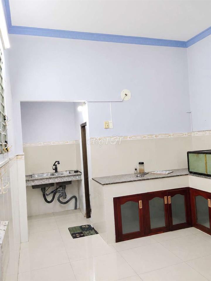 Chính chủ cần bán nhà shr Q12