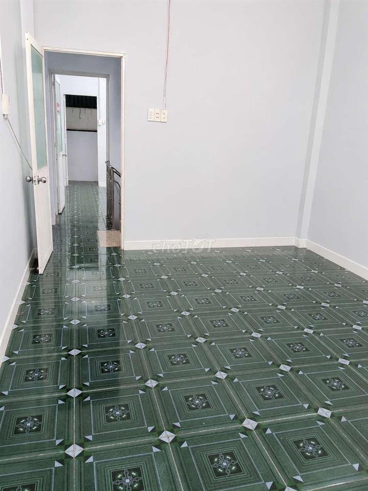 Chính chủ cần bán nhà shr Q12
