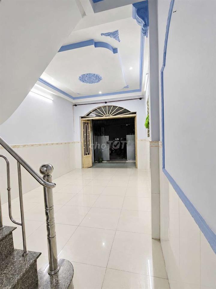 Chính chủ cần bán nhà shr Q12