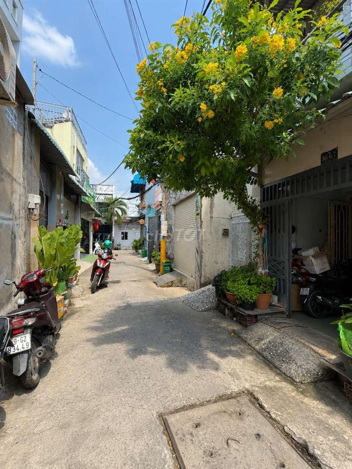 Chính chủ cần bán nhà shr Q12