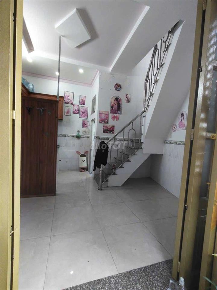 Cho thuê nhà Mặt nguyên căn , phường hiệp Thành cũ , q12