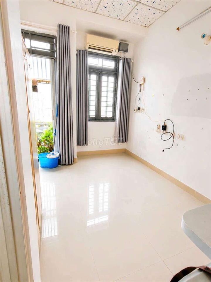 Cho thuê nhà Mặt nguyên căn , phường hiệp Thành cũ , q12