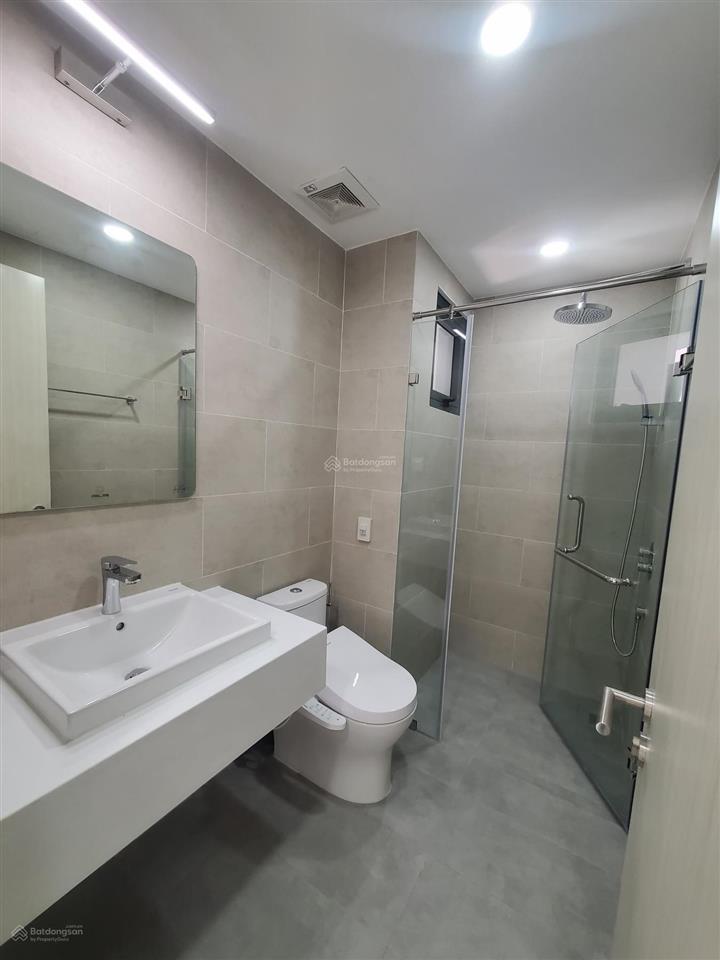 Bán căn hộ chung cư dhomme, 5,5 tỷ, 70m2, 2pn, 2wc, giá tốt, bán gấp tại hồng bàng, q6, hcm