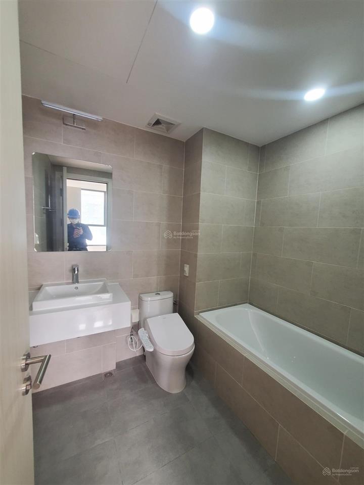 Bán căn hộ chung cư dhomme, 5,5 tỷ, 70m2, 2pn, 2wc, giá tốt, bán gấp tại hồng bàng, q6, hcm