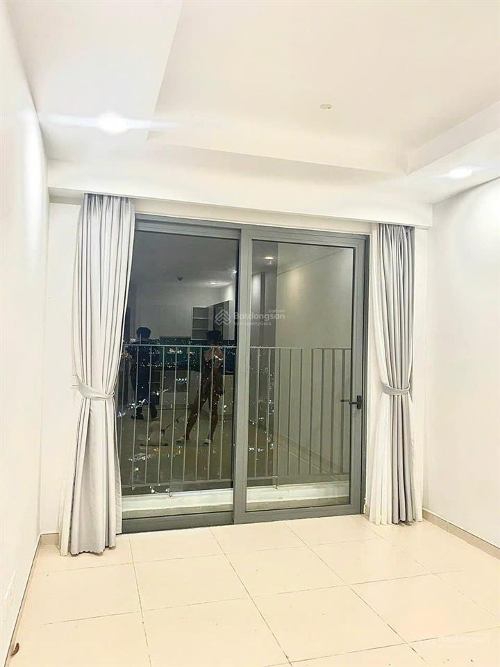 Bán cc 2pn, 2wc 68m2 giá 4,3 tỷ