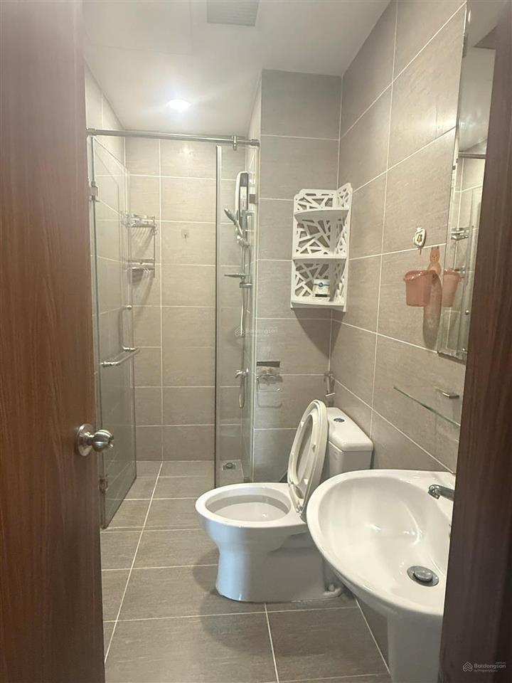 Cho thuê căn hộ 2pn, 2wc tại the pegasuite, 11 triệu vnd, 68 m2