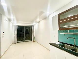 Cho thuê căn 2pn 1wc the pegasuite 1, giá 10tr có rèm máy lạnh giá tốt